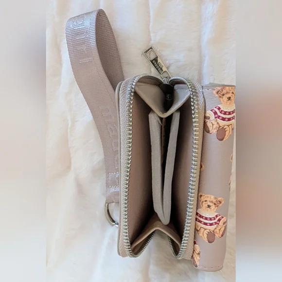 NWT Madden Girl Khaki Teddy Bear Wristlet Wallet - Picture 7 of 7